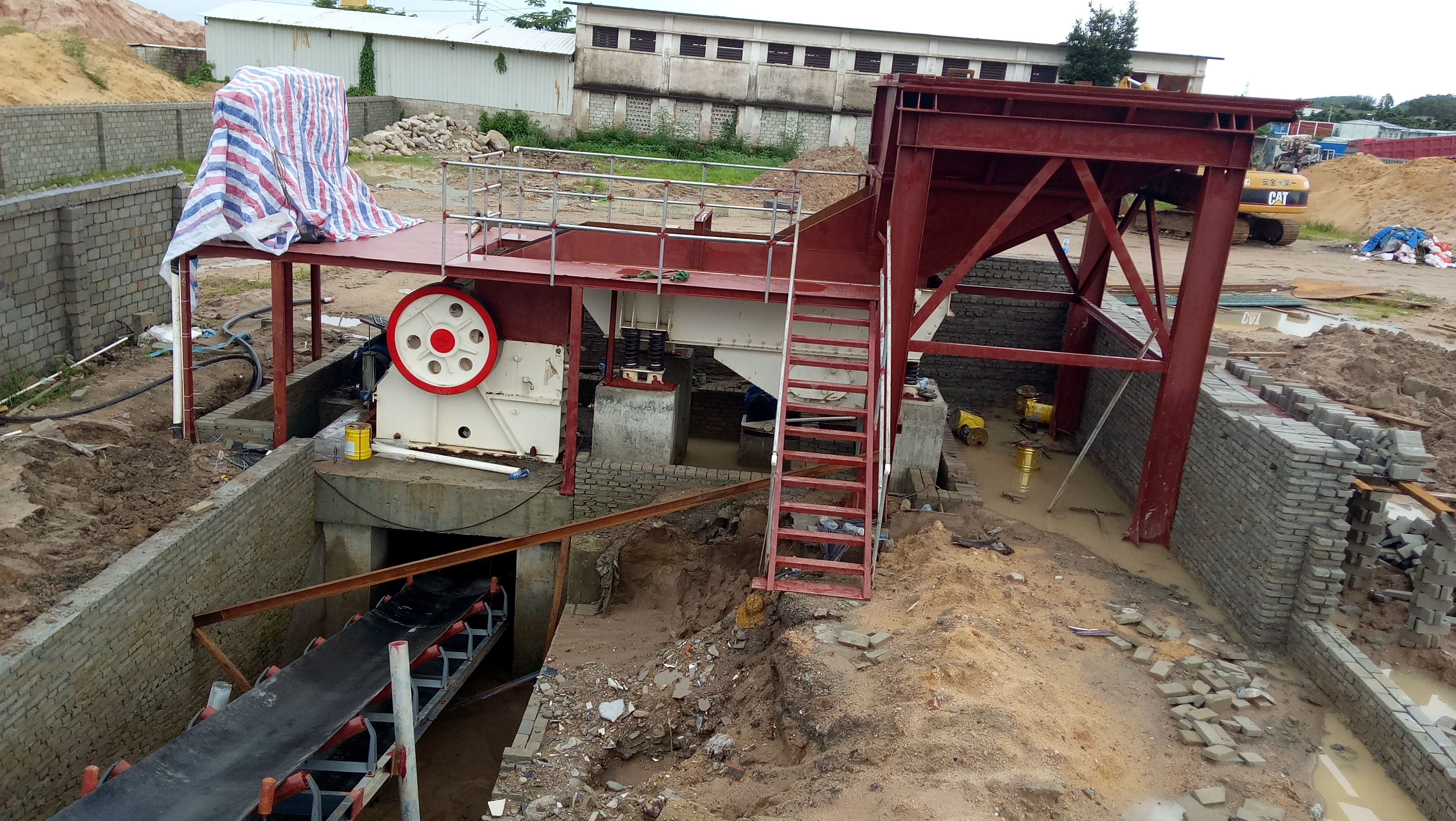 一臺PE500&times;750型號的顎式破石機多少錢